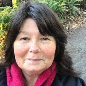 Meet your Posher, Lea